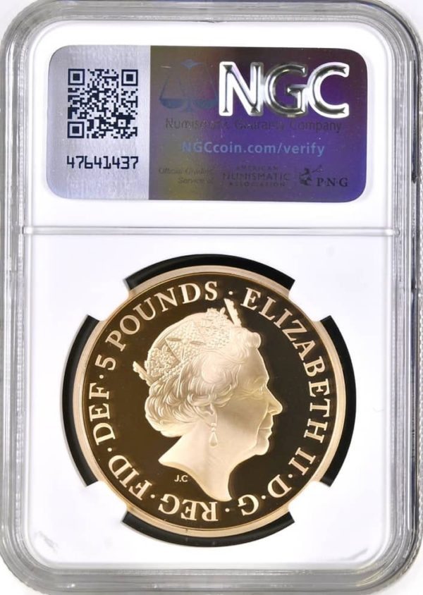 2018 Gold Proof Five Pounds (£5) Sapphire Coronation, Queen Elizabeth II. NGC Graded PF70 Ultra Cameo - Image 3