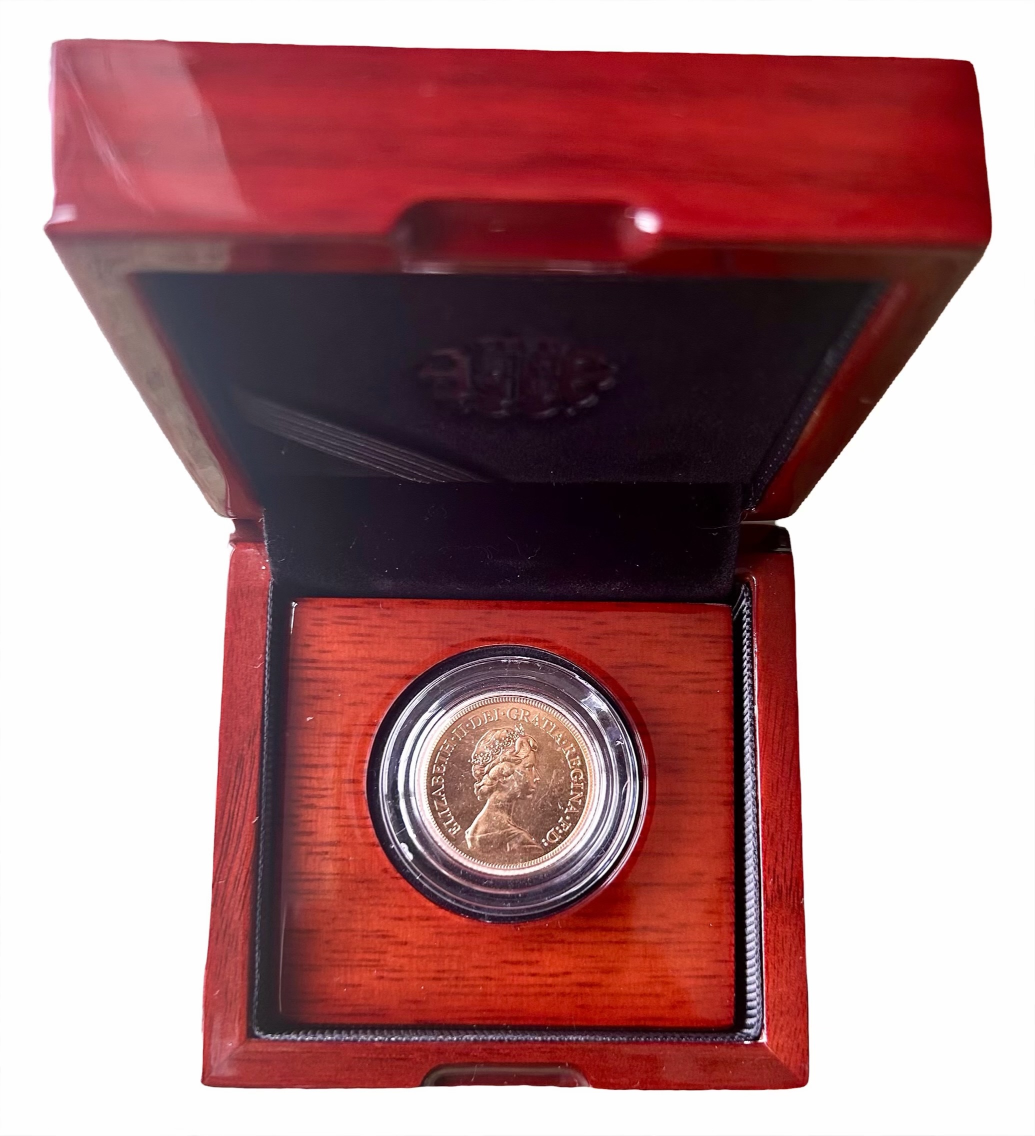 1976 Gold Sovereign - Image 2