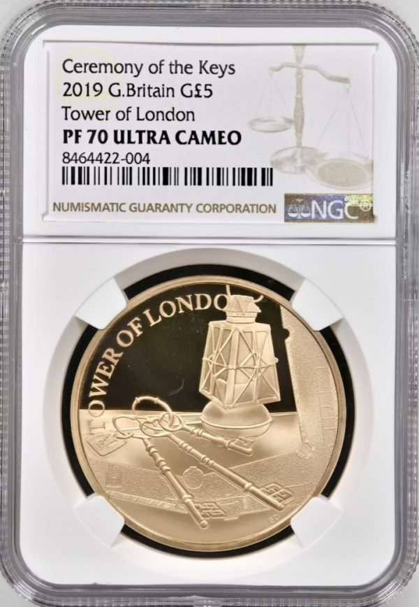2019 Gold Proof Five Pound Crown (£5) Ceremony Of The Keys - Tower of London, NGC Graded PF70 UCAM - Image 3