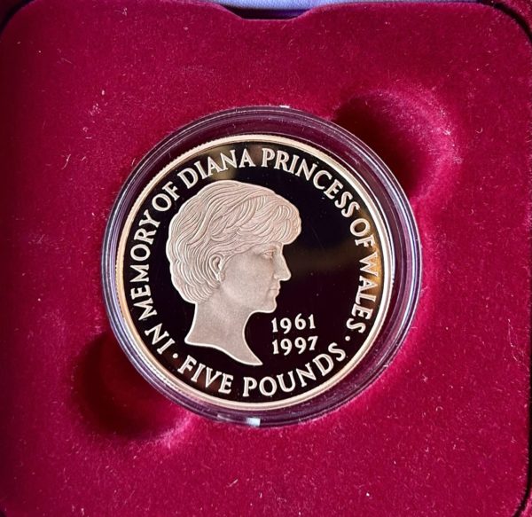 Princess Diana 1999 Gold Proof Five Pound Crown (£5) - Image 4