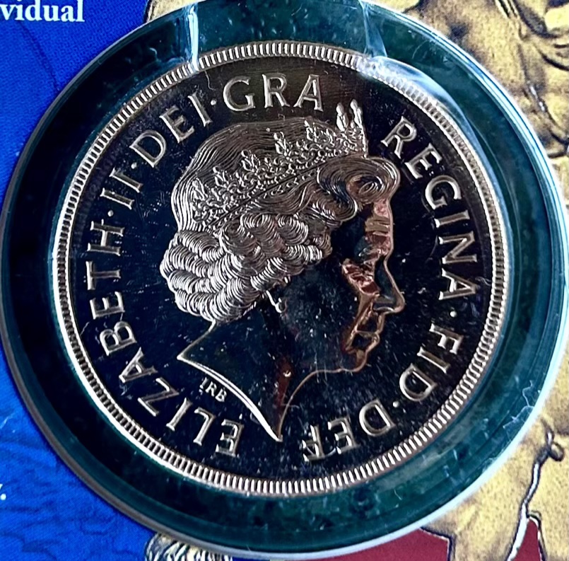 2000 Gold Five Pounds Sovereign (£5) George And Dragon - Image 4