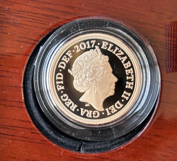 2017 Gold Proof Piedfort Sovereign, Pistrucci 200th Anniversary design. - Image 3
