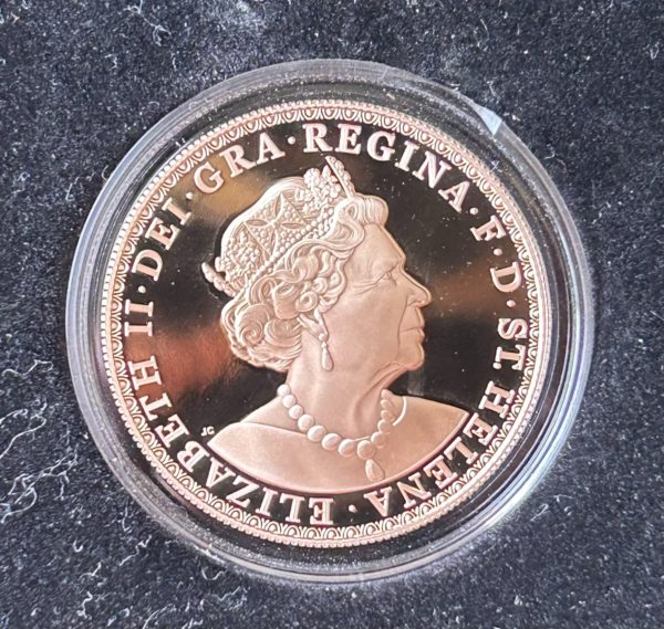 2019 Una And The Lion Gold Proof Five Pounds (£5) - Image 3