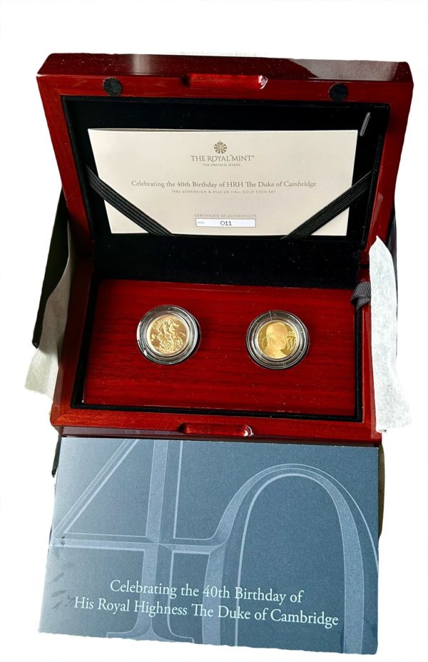 2022 Prince William 1982 - 2022 40th Birthday. Gold Proof £25 And Sovereign, Duke of Cambridge Royal Mint Presentation Set.