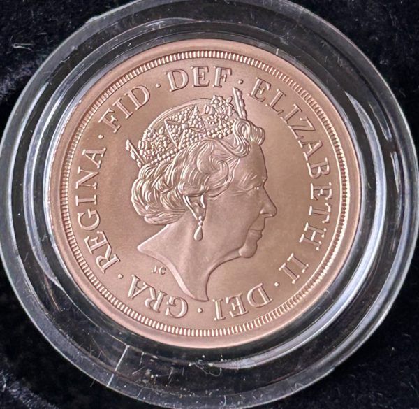 2022 Gold Sovereign, Queen Elizabeth II Platinum Jubilee. Strike On The Day, Brilliant Uncirculated Matte - Image 3