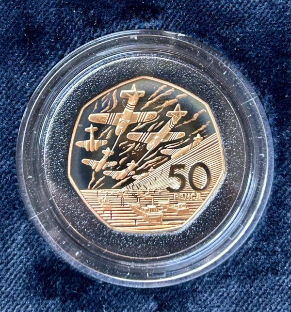 1994 Gold Proof Fifty Pence (50p) D Day Anniversary - Image 2