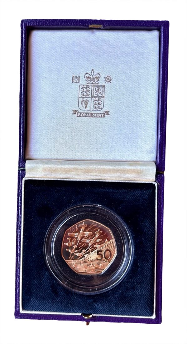 1994 Gold Proof Fifty Pence (50p) D Day Anniversary - Image 6