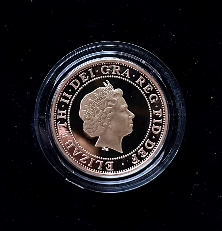 2005 Gold Proof Two Pounds (£2) The End Of World War II Anniversary - Image 3
